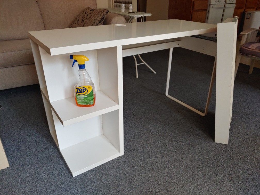 Ikea Micke Desk