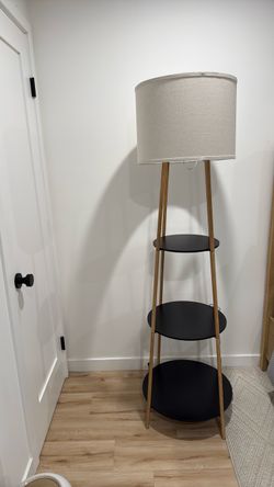 Modern Floor Lamp with Shelves – Good Condition