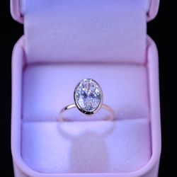 4.03ct Oval Diamond Ring – IGI Certified – F/VS1 – 14k Gold – Brand New