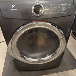 Electrolux Gas Clothes Dryer