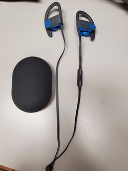 Powerbeats 3 like new used a few times only
