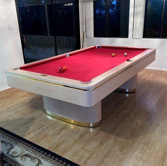 Pool Table 8ft OLHAUSEN SAHARA Retail Price Is $14000 free Delivery And Setup New Billiard Cloth You Can Chosse Over 20 Different Colors 
