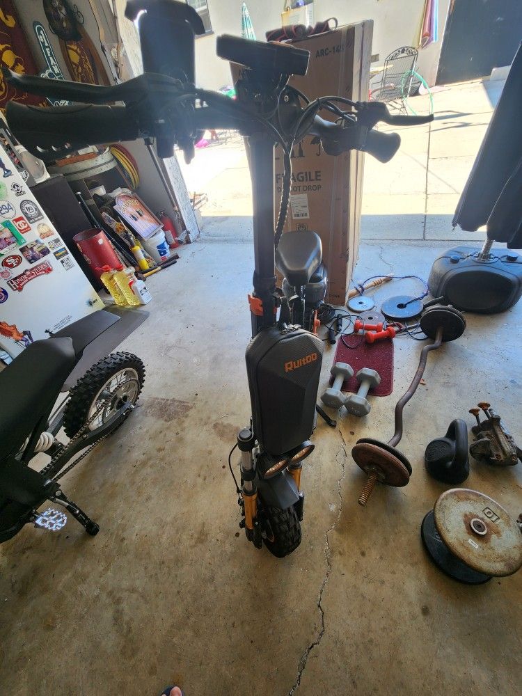 Electric scooter RUITOO MAKE