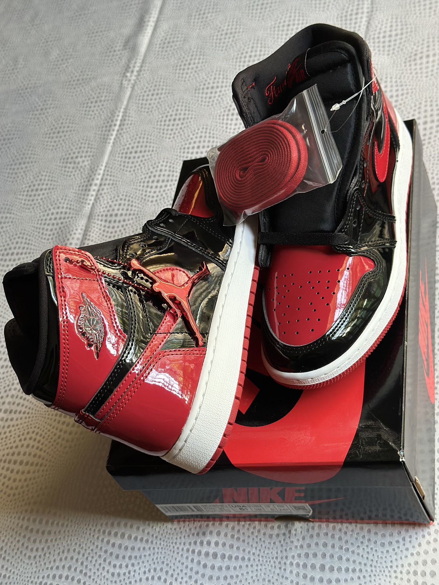 Nike Air Jordan 1 Retro High OG Bred Patent 5.5Y or 7 Women’s Size