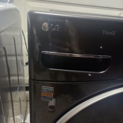 LG Washer And Samsung Gas Dryer