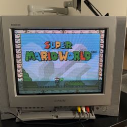 Sony Trinitron KV-13FS100 CRT Tube TV with Component