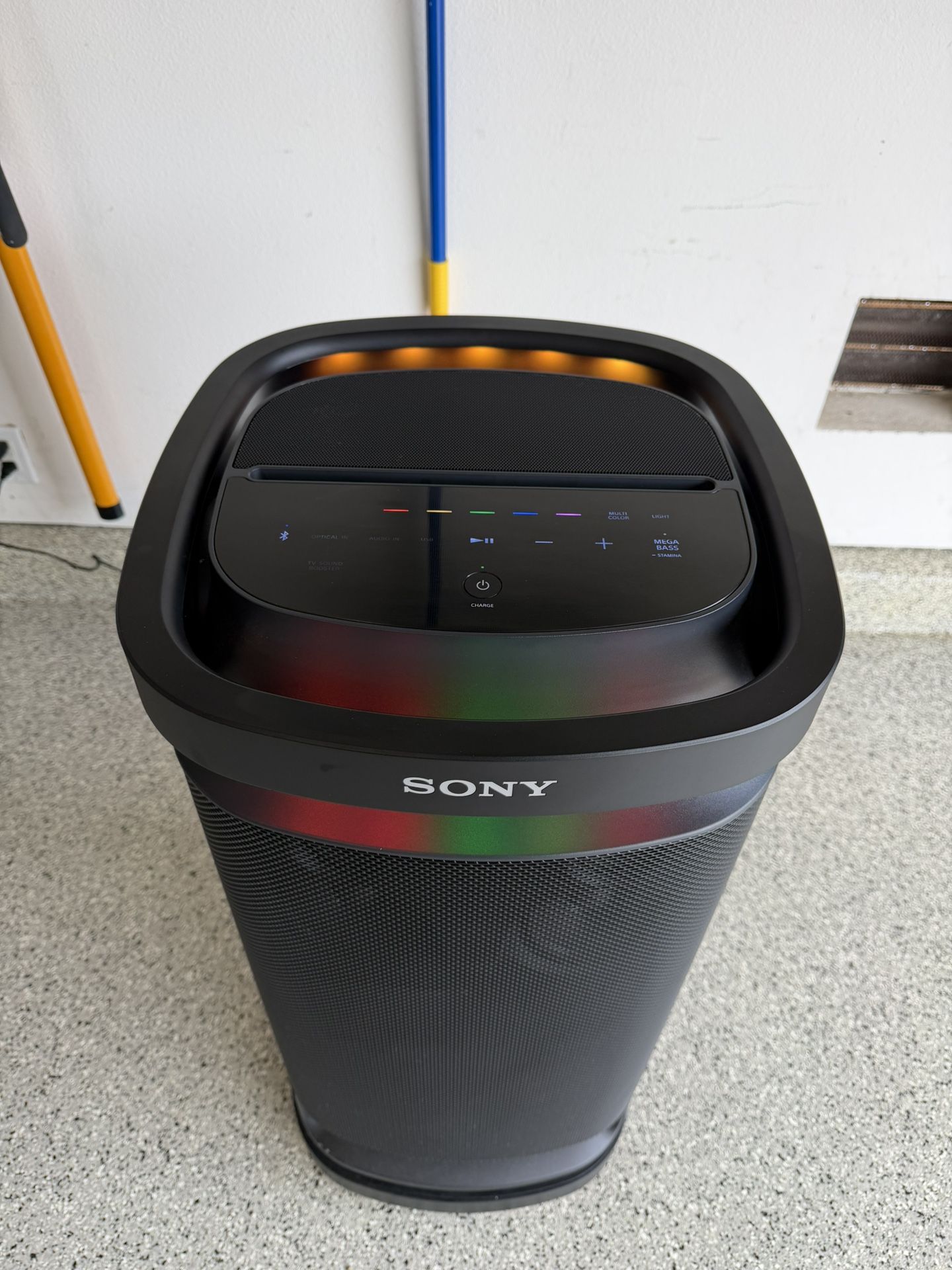 Sony SRS XV900 Wireless Portable Bluetooth Party Speaker With 25 Hr Battery, Built In Handle And Wheels, Omnidirectional Sound And Lights