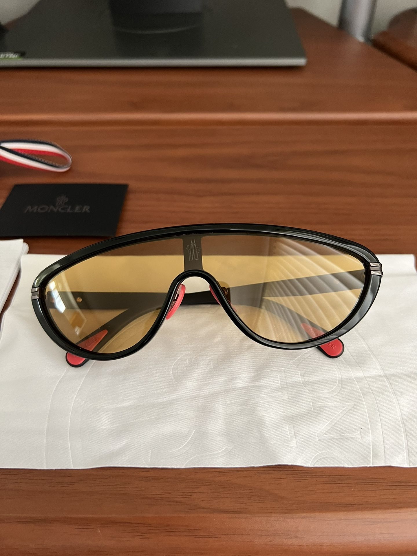 Moncler vitesse