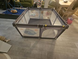 50x50 Kids Playpen Playground Like New