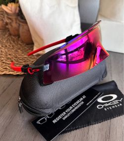New Oakleys  Box, Pouch Cloth All Included