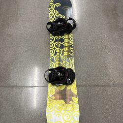 Signal OG Men’s 153CM Snowboard Includes  Drake Bindings