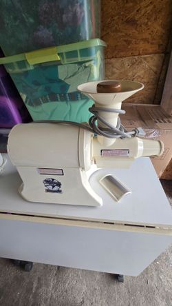 Champion Juicer