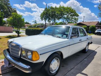 1981 Mercedes-Benz 300