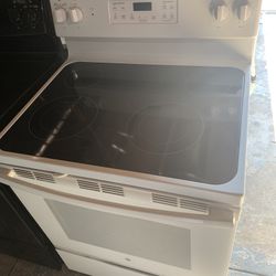 30” Glass Top Stove