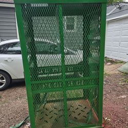 Welding gas cylinder, safety cage.Very good deal