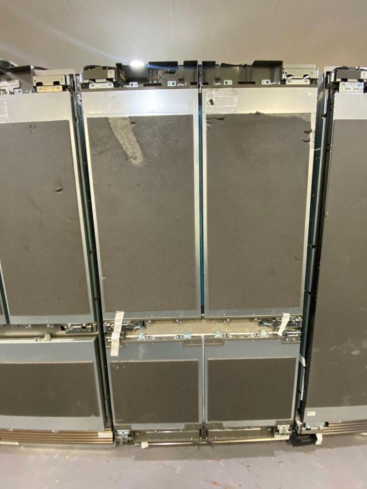 Dacor Refrigerator 42"inch 4 Doors French Door Panel Ready