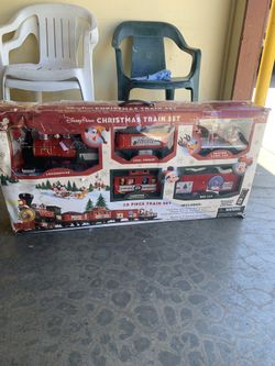 Disney Christmas Tran Set