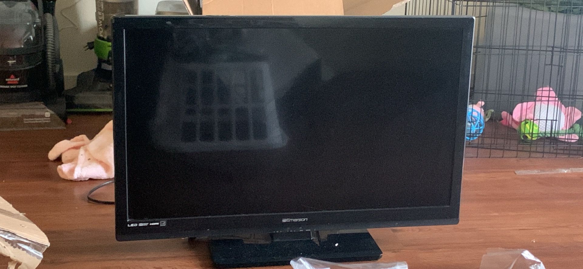 32” Emerson TV Or Monitor W/HDMi