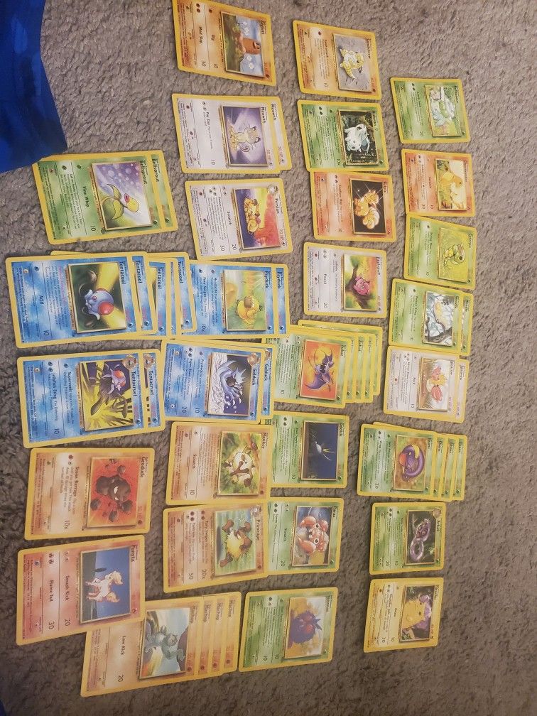 Pokemon Cards (Oldschool 90s) Assortment