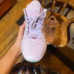 Lebron 21 serenity purple sneakers size 13