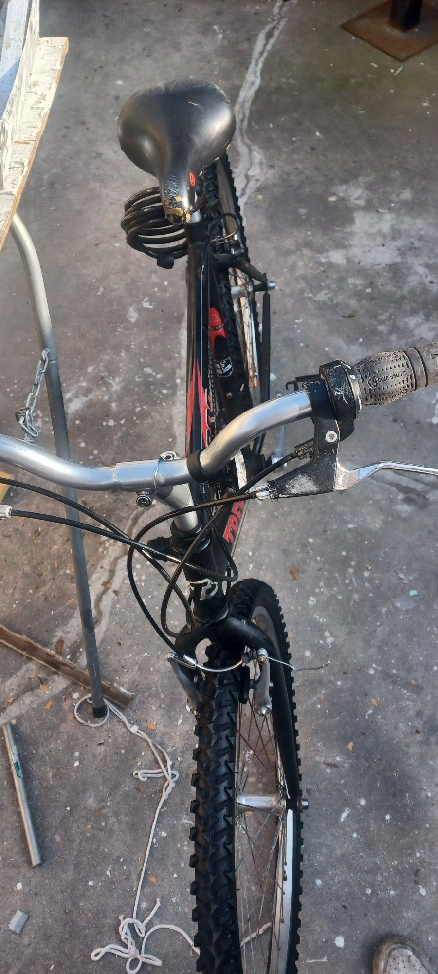 Estoy Vendiendo Esta Bisicleta TREK 800 DEPORTIVA /SPORT BIKE SOLO POR $200.00.00 8