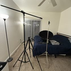 I spent $600+ will take $350, Brand New  Camera Accessories, Cob light, dome, tripods, aperture light