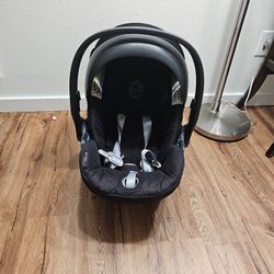 Cybex Carseat 