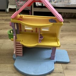 Dollhouse 