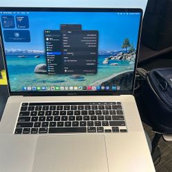 Intel i9 16” MacBook Pro 2020 