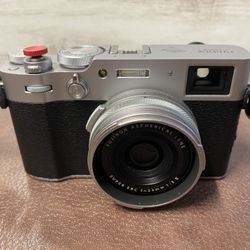 Fujifilm X100V