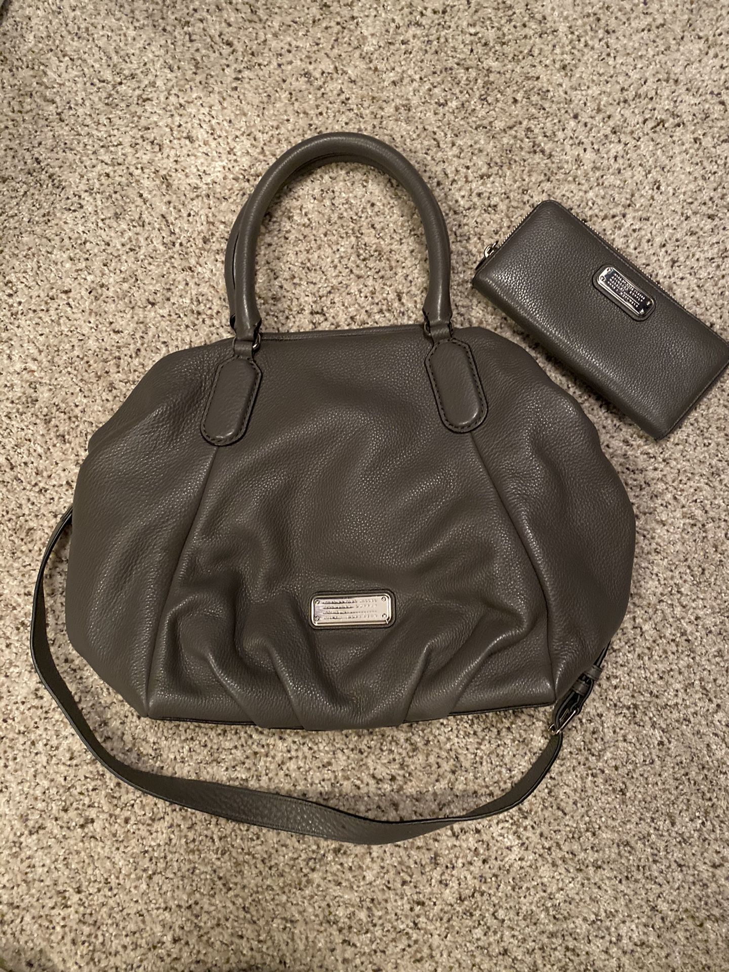 Marc Jacobs Shoulder Crossbody Handbag and matching wallet