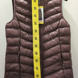 Women sleeveless Jacket