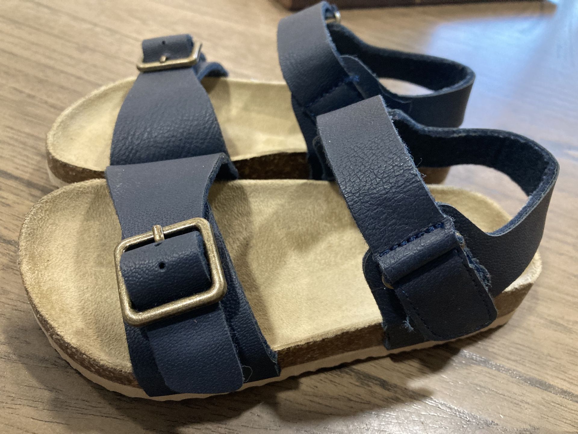 The Children’s Place Navy Sandals 9c