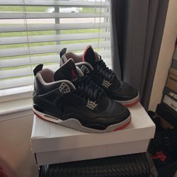 Jordan 4s