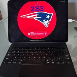 iPad Pro 128 GB Like New  