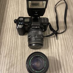 Minolta Maxxum 7000 Film Camera plus 2 Lenses & Light Flash