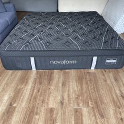 Novaform Platinum King Mattress