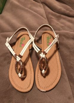Girls sandals size 3