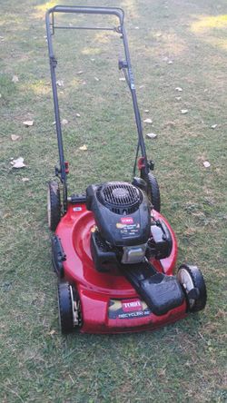 675Toro Self propelled 190cc lawnmower