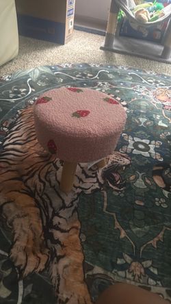 Strawberry Stool