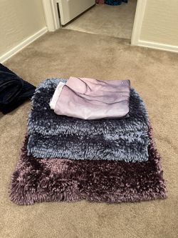 Shower Curtain & Bath Mats