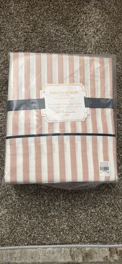 New Pottery Barn Bedding - Full size sheet set