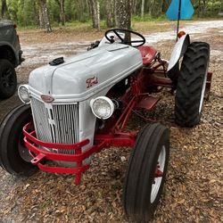 1948 Ford 8N tractor  