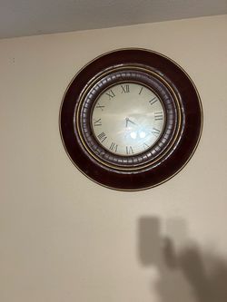 Round Wall Clock with Roman Numerals