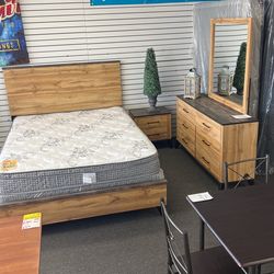 4pc Queen Bedroom Set