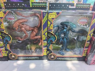 NEW Alien And Predator Action Figures 
