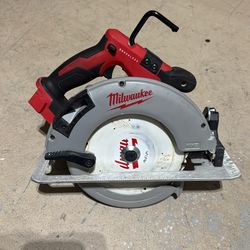 Milwaukee 7-1/4” Circular Saw