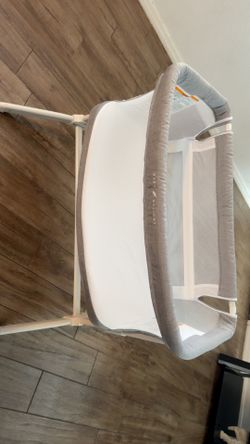 Dream delights bassinet