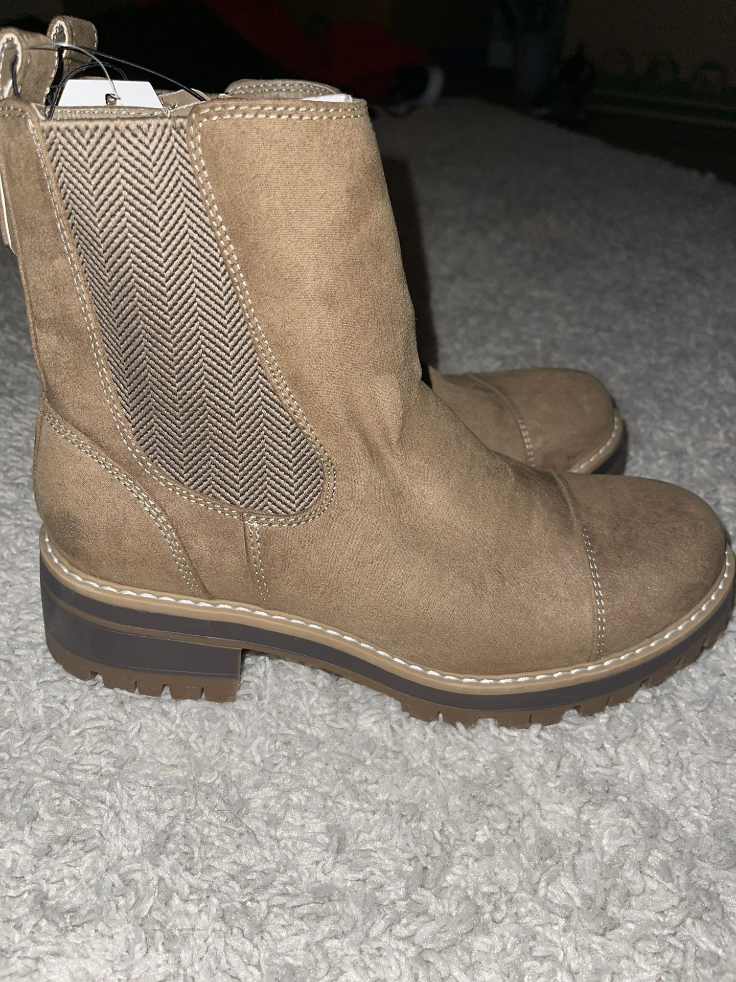BROWN WOMENS BOOTS