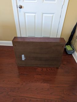 Andersonville 2024 floating desk